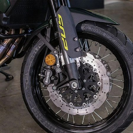 Мотоцикл Benelli TRK 502X (темно-зеленый глянцевый) 2026г.